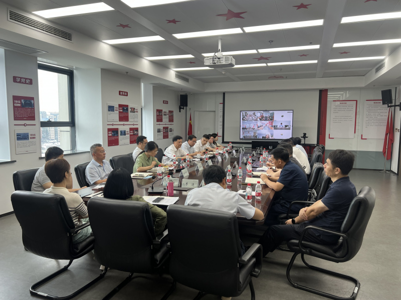 1752033199788788gKqb.jpg 采購(gòu)會(huì)議照片.jpg