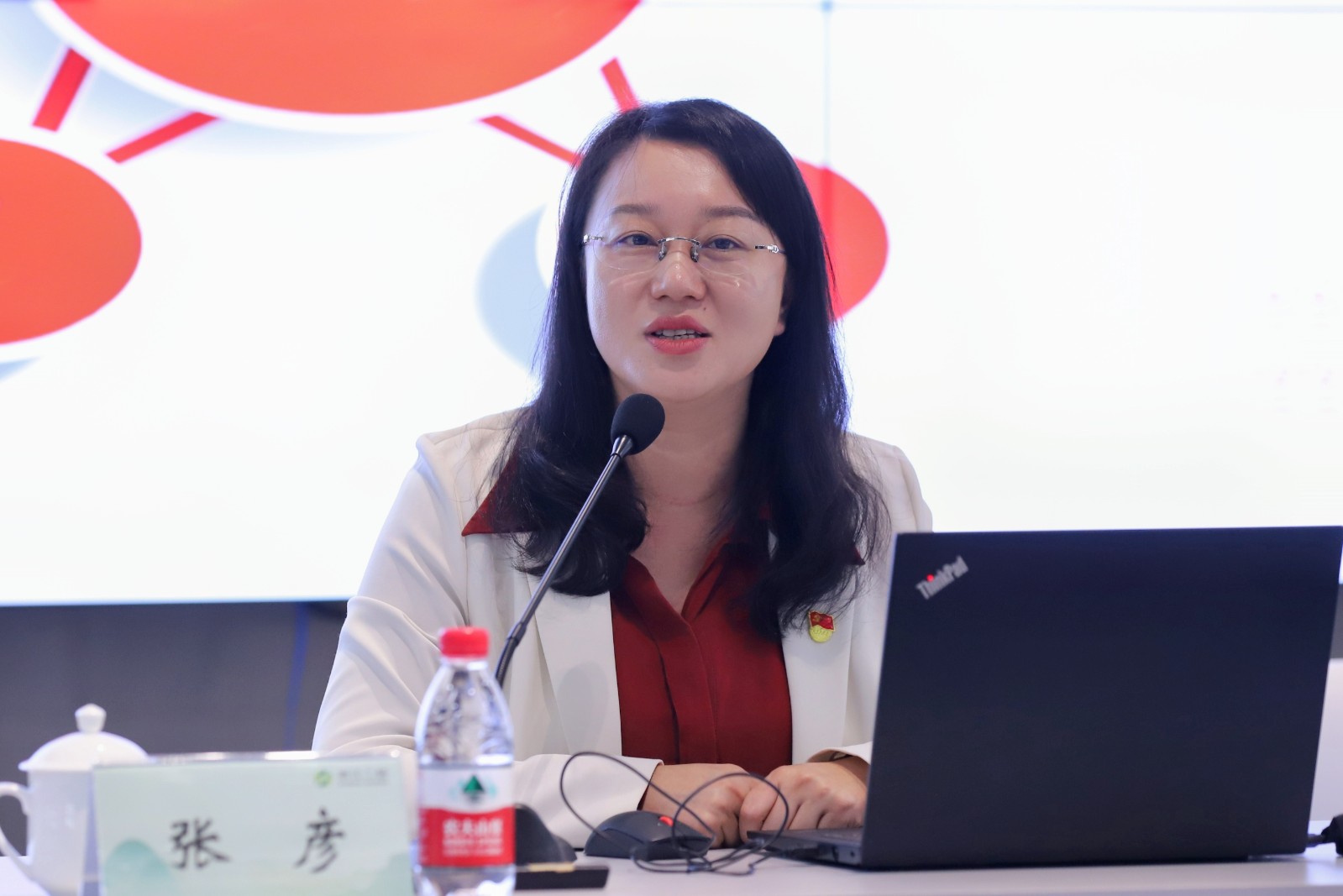 1668129358611881.jpg 老師.jpg