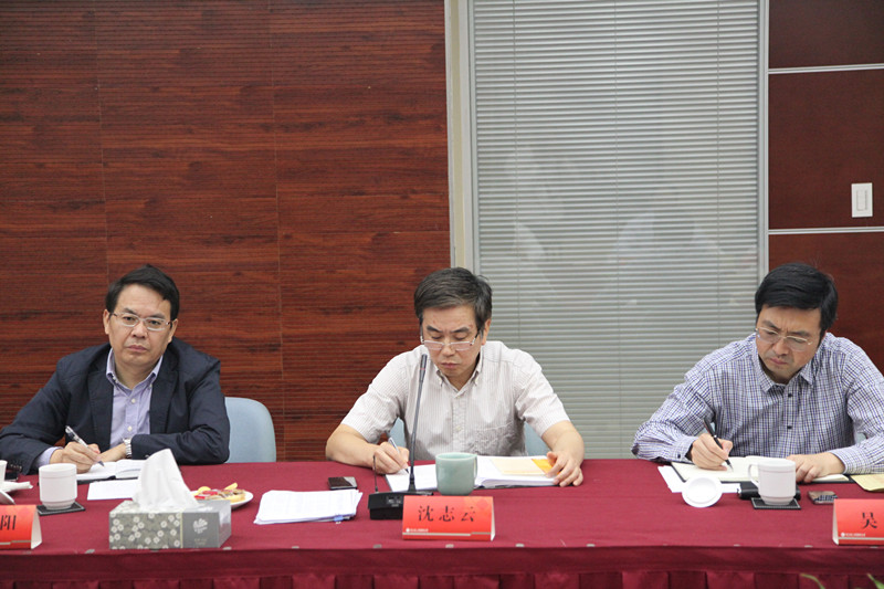 集團(tuán)公司黨委班子召開教育實(shí)踐活動專題民主生活會