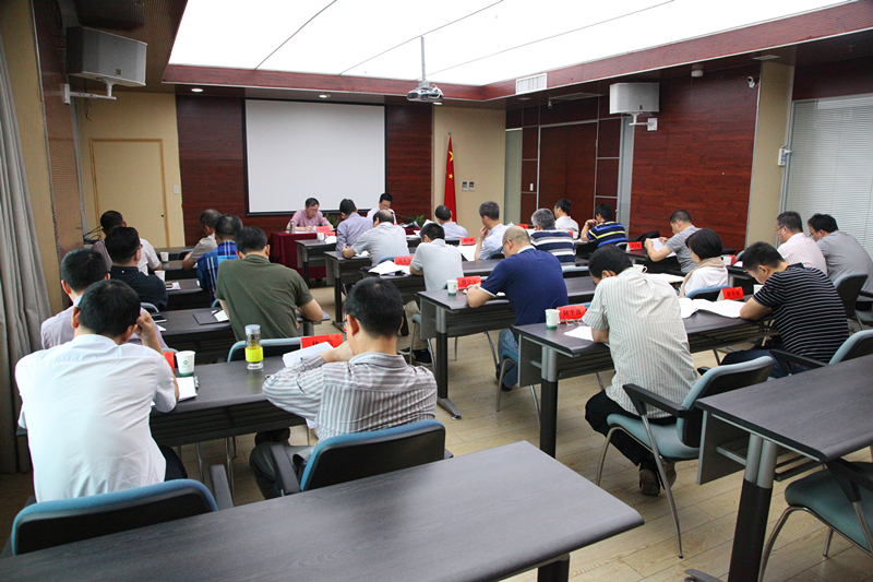 集團公司召開“兩學一做”學習教育常態(tài)化制度化推進會