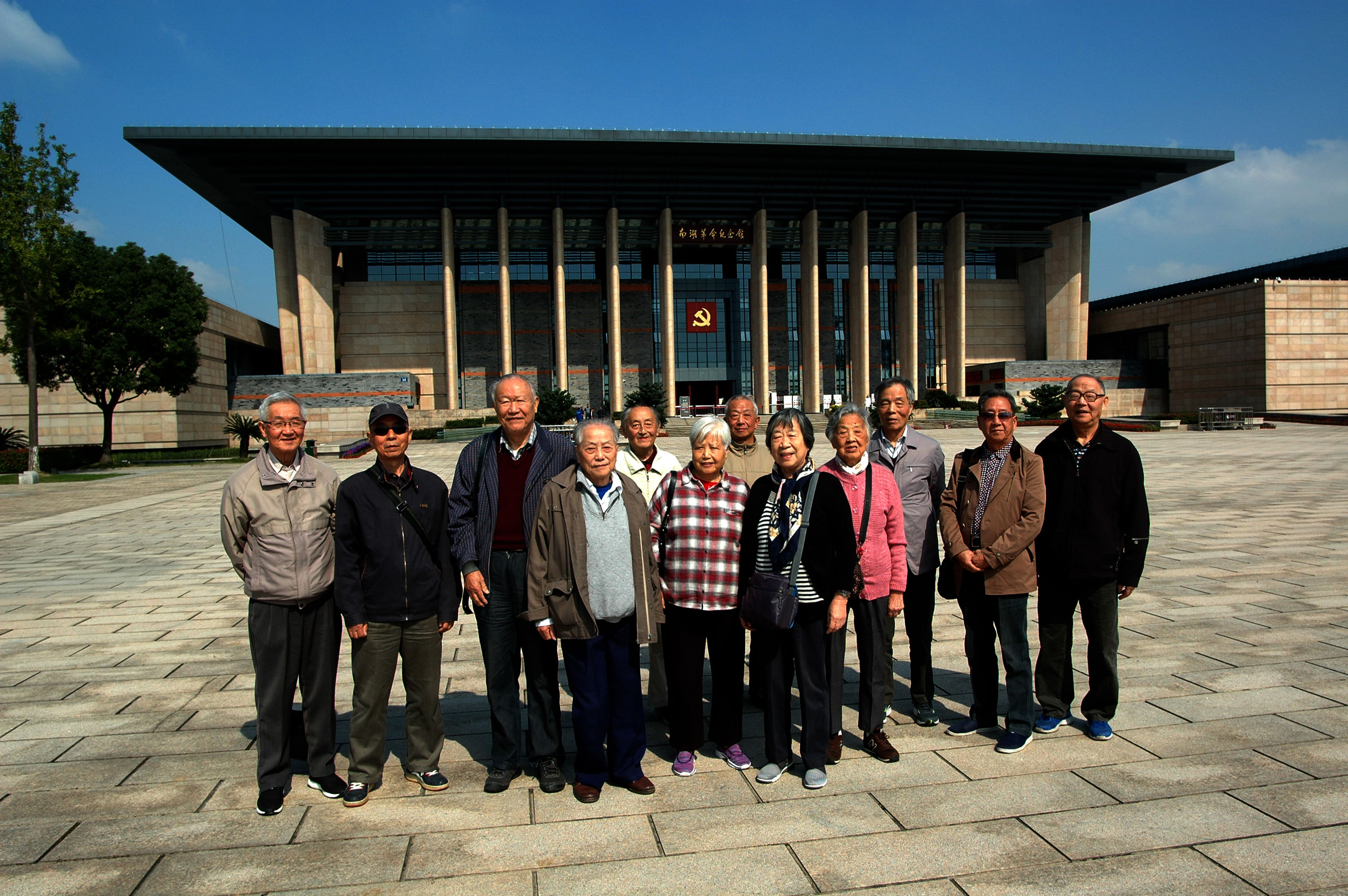 重溫紅船精神再出發(fā) ——集團公司退休老黨員參觀嘉興南湖革命紀念館