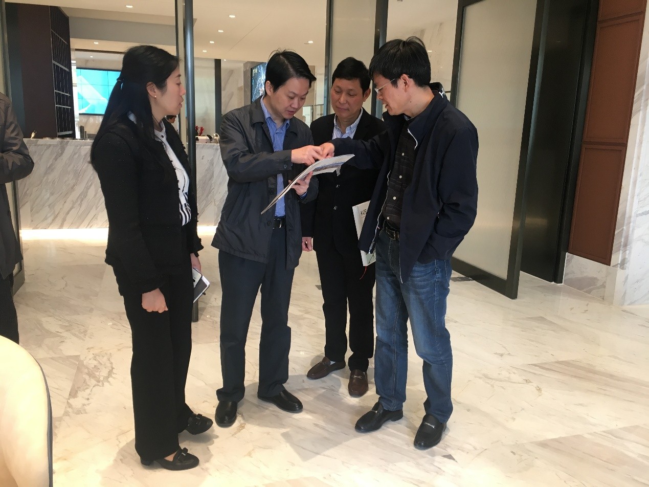 拱墅區(qū)區(qū)委宣傳部黃建正部長(zhǎng)調(diào)研信聯(lián)文創(chuàng)園