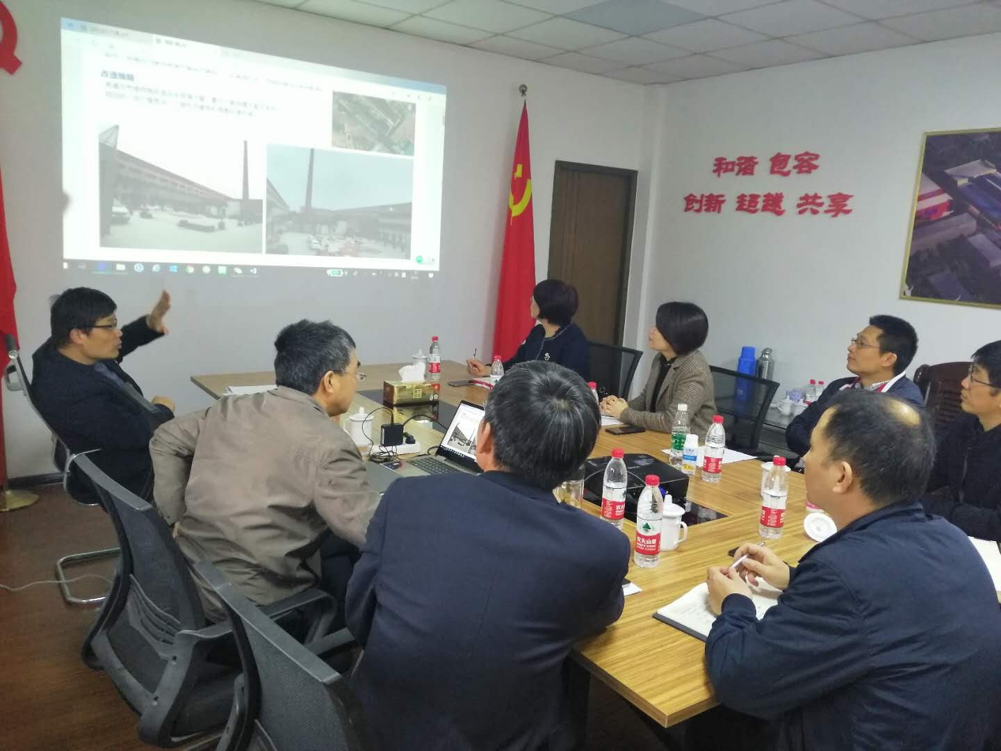 商業(yè)公司召開信聯(lián)鋼廠二期工程改造項目現(xiàn)場推進(jìn)會