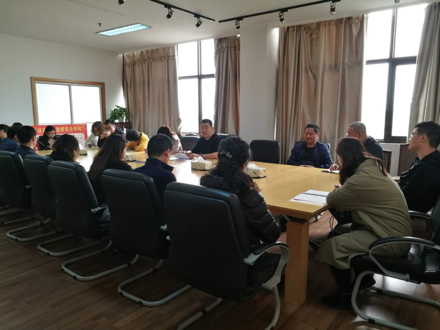 工藝品公司召開第125屆廣交會展前動員會