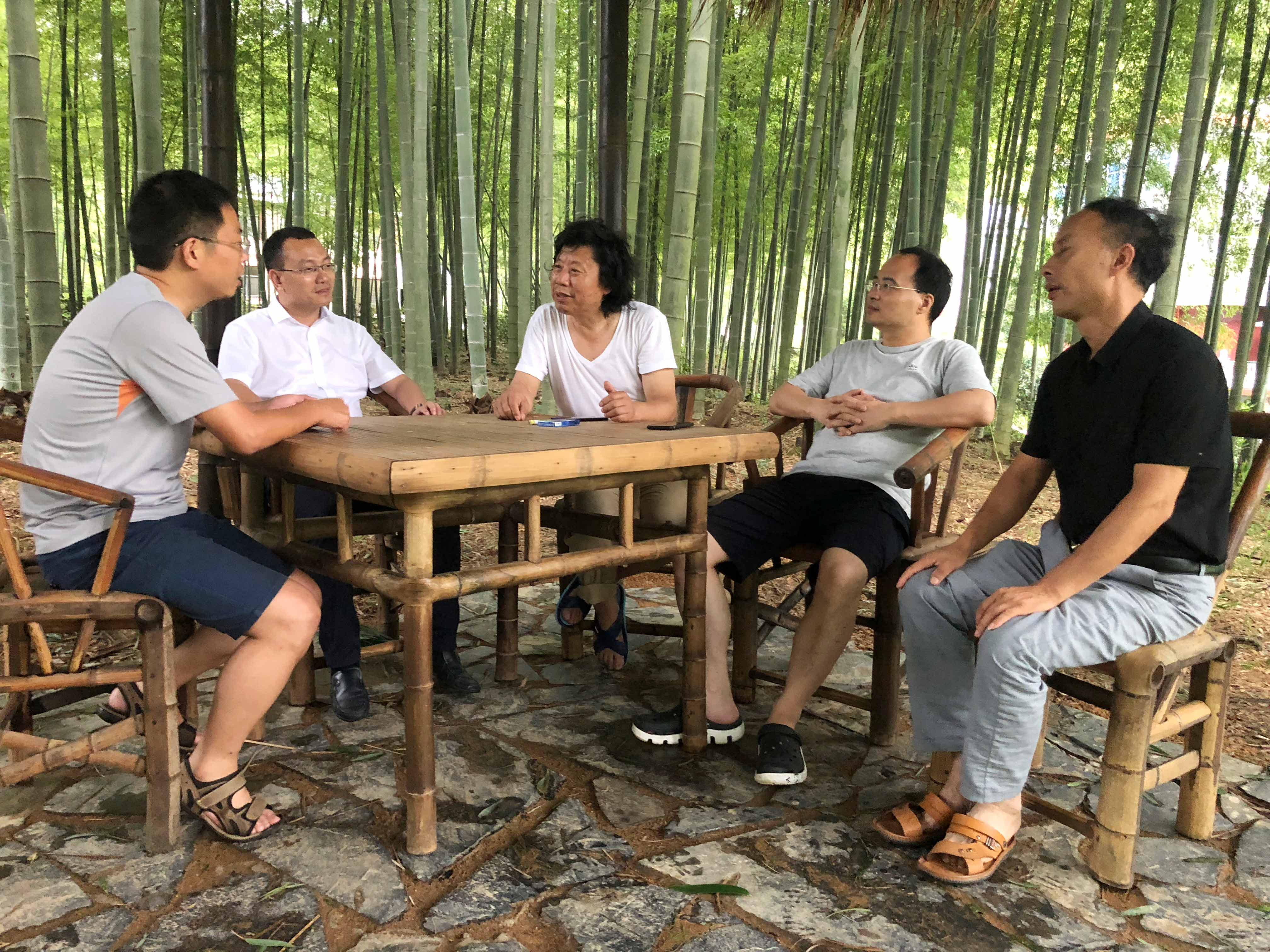 校企結(jié)對(duì) 編織寺下未來(lái)