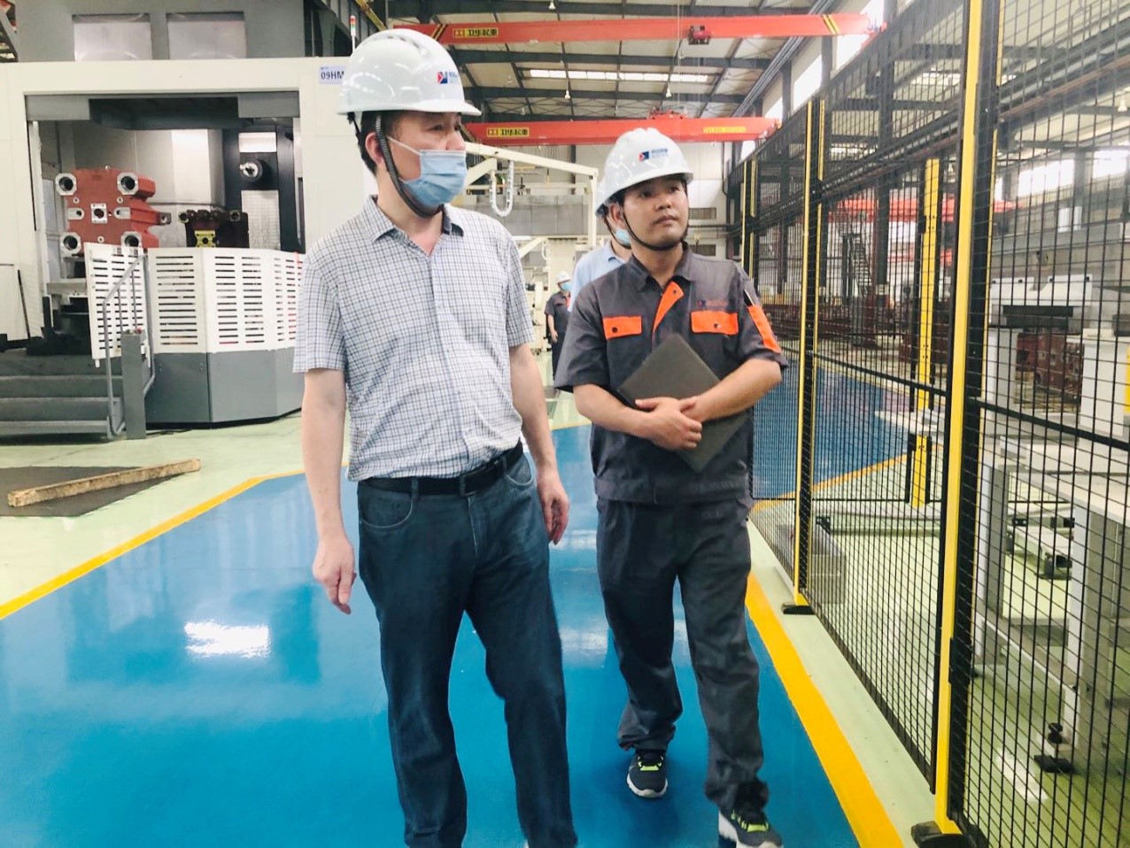 杭州松下馬達(dá)有限公司副總經(jīng)理?；勖鞲暗虑迳赀_(dá)公司交流QC管理經(jīng)驗(yàn)