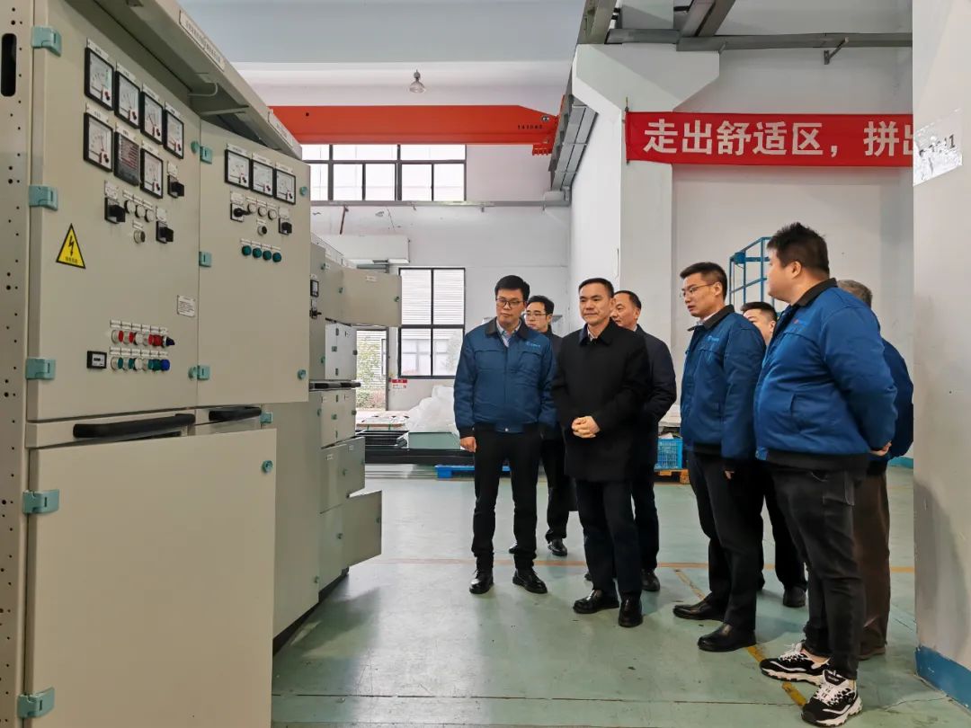 孫哲君赴國(guó)瑞科技公司開(kāi)展“大走訪大調(diào)研大服務(wù)大解題”活動(dòng)