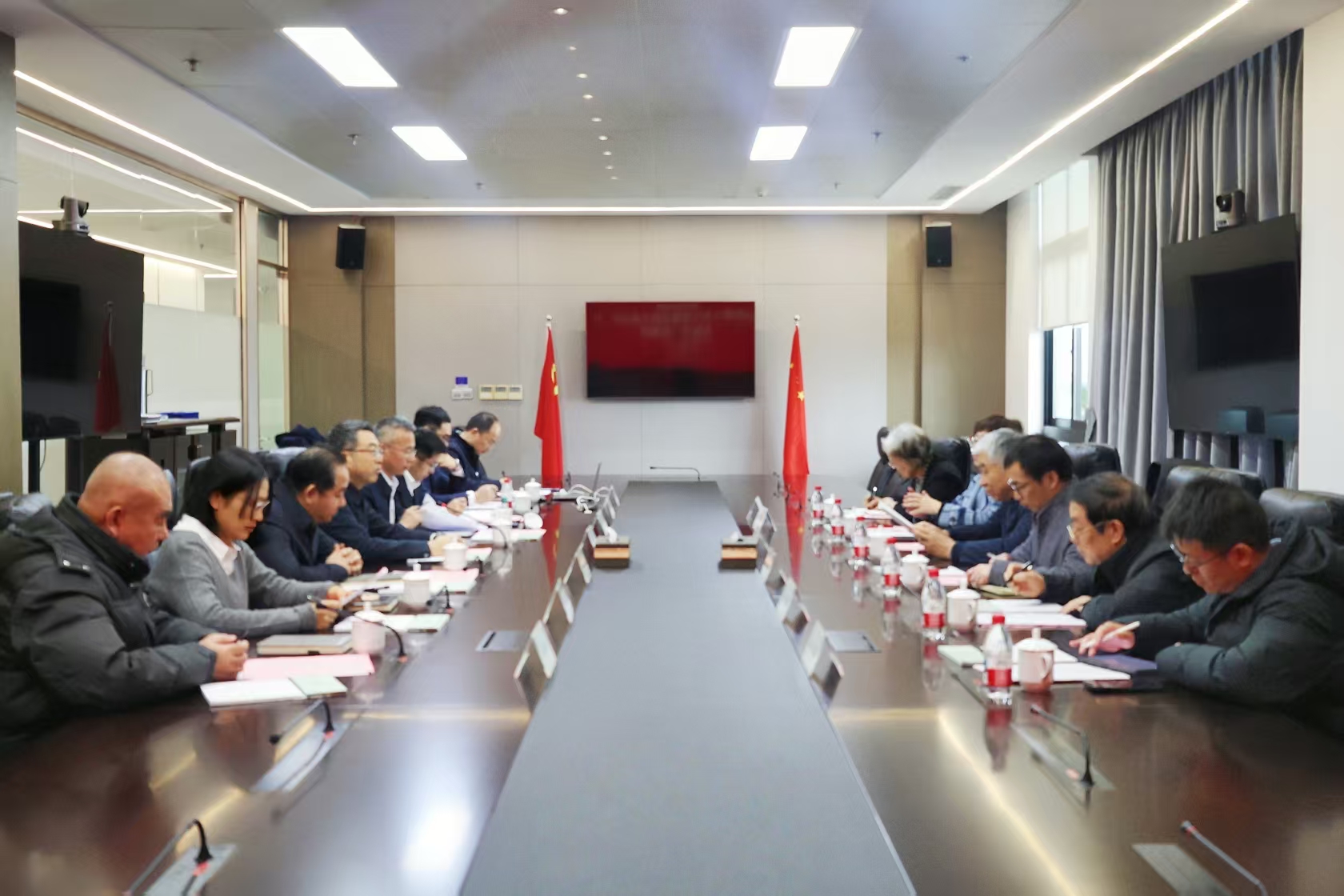 中國船舶工業(yè)行業(yè)協(xié)會會長郭大成一行到訪省二輕集團